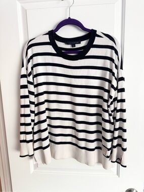 T HILFIGER, navy/wht, 3/4 slv, comfy